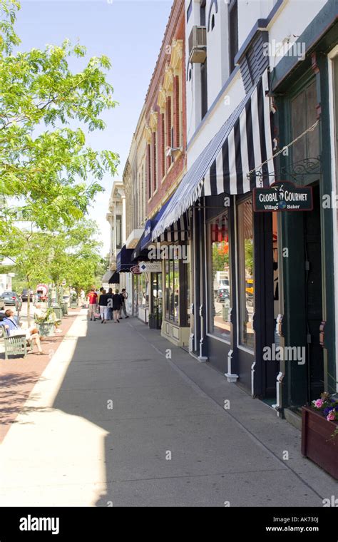 downtown lake geneva shops